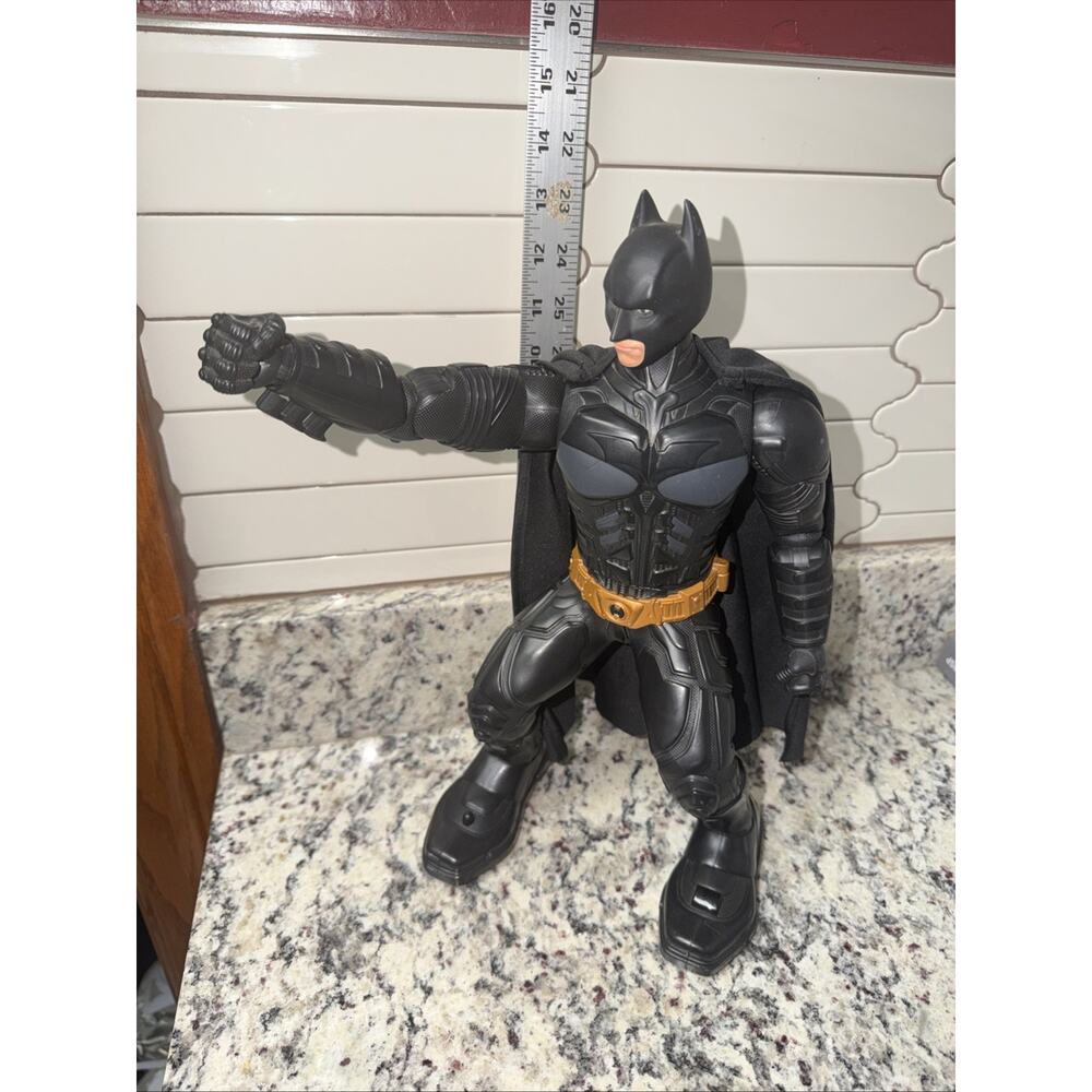 14 in Batman with Cape NEEDS BATTERIES DC Comics Thinkway Toys Black Big Feet